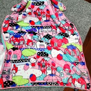 Hello kitty blanket